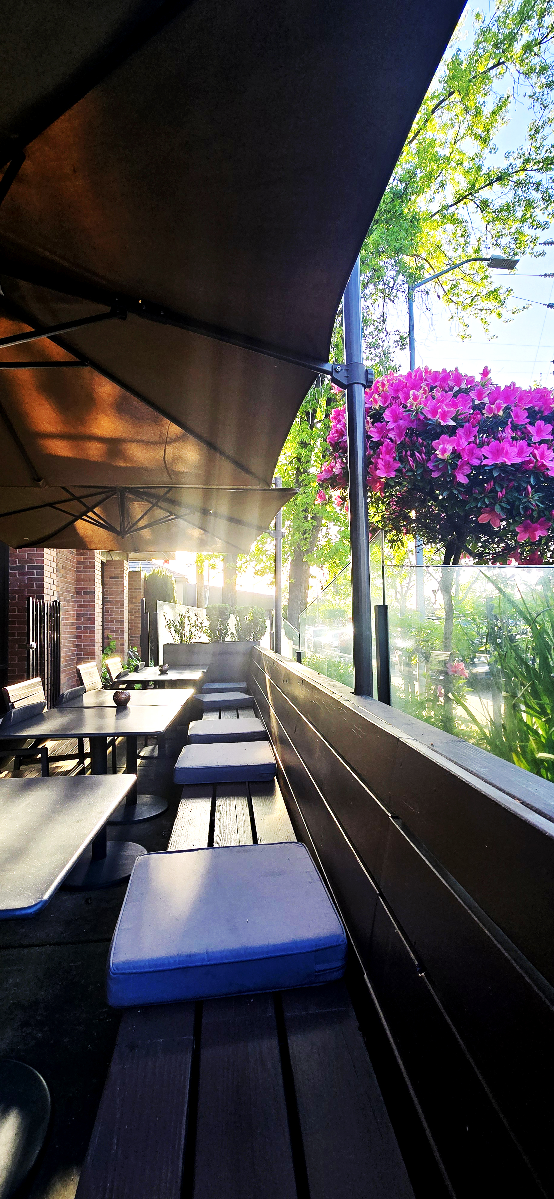 Outdoor Patio Seating - Zinfandel Grille